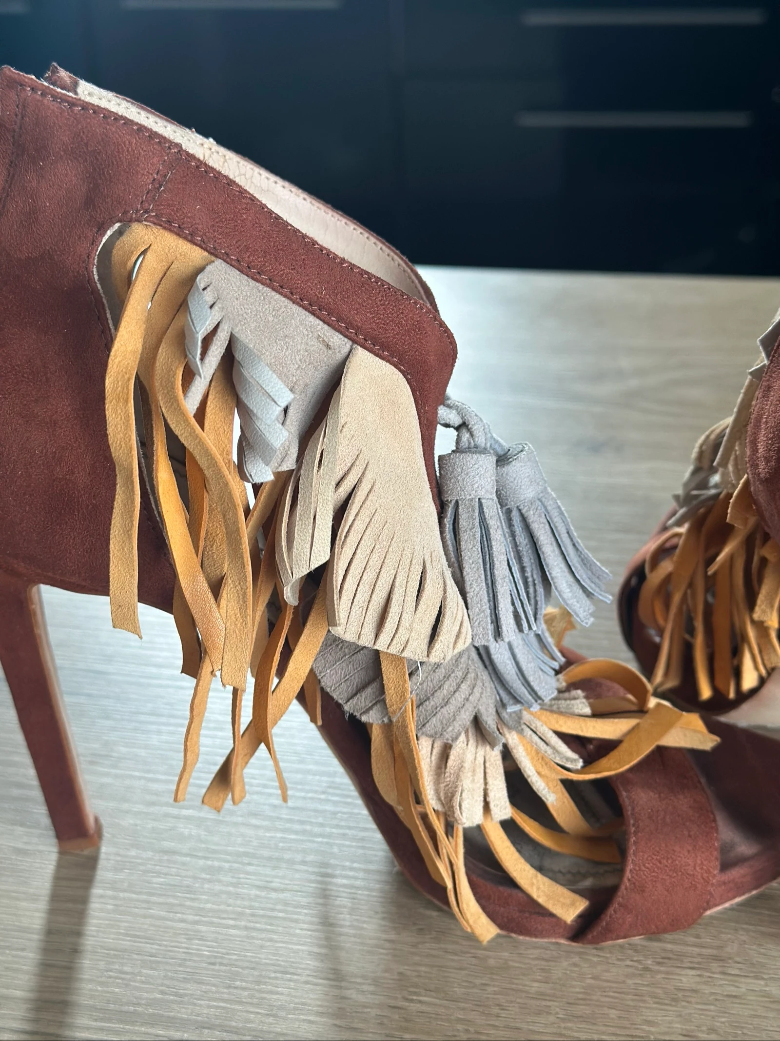 Zara hakken sandalen met franjes – Tricolor Edition (leer) – photo 6